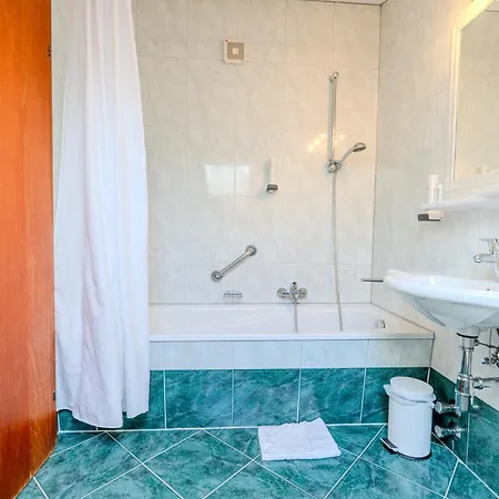 Whats-App Self-Check-In - Gansl Lahntal Room photo