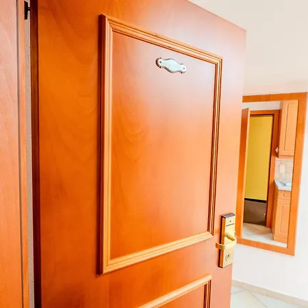 Whats-App Self-Check-In - Gansl Lahntal Room photo