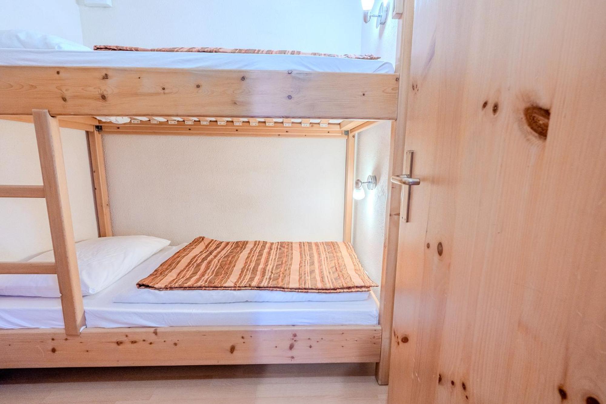 Contactless Self-check-in - Gansl Apartment