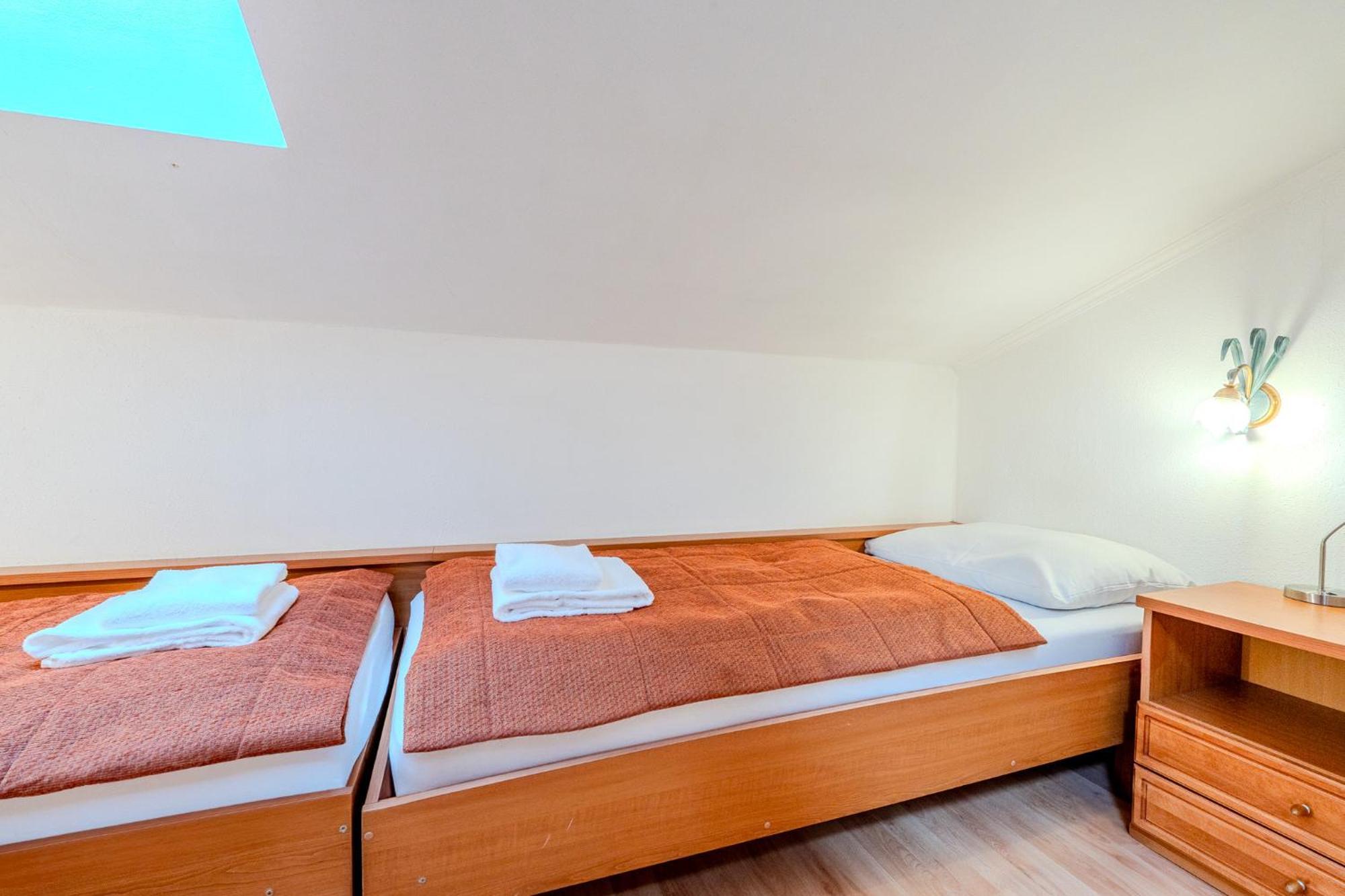 Whats-App Self-Check-In - Gansl Apartment Lahntal